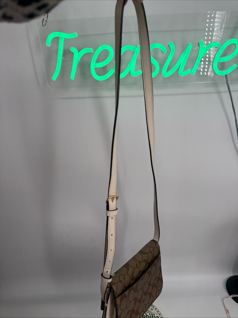EUC Coach Brown Signature Canvas Crossbody with Cream Strap - Picture 7 of 16